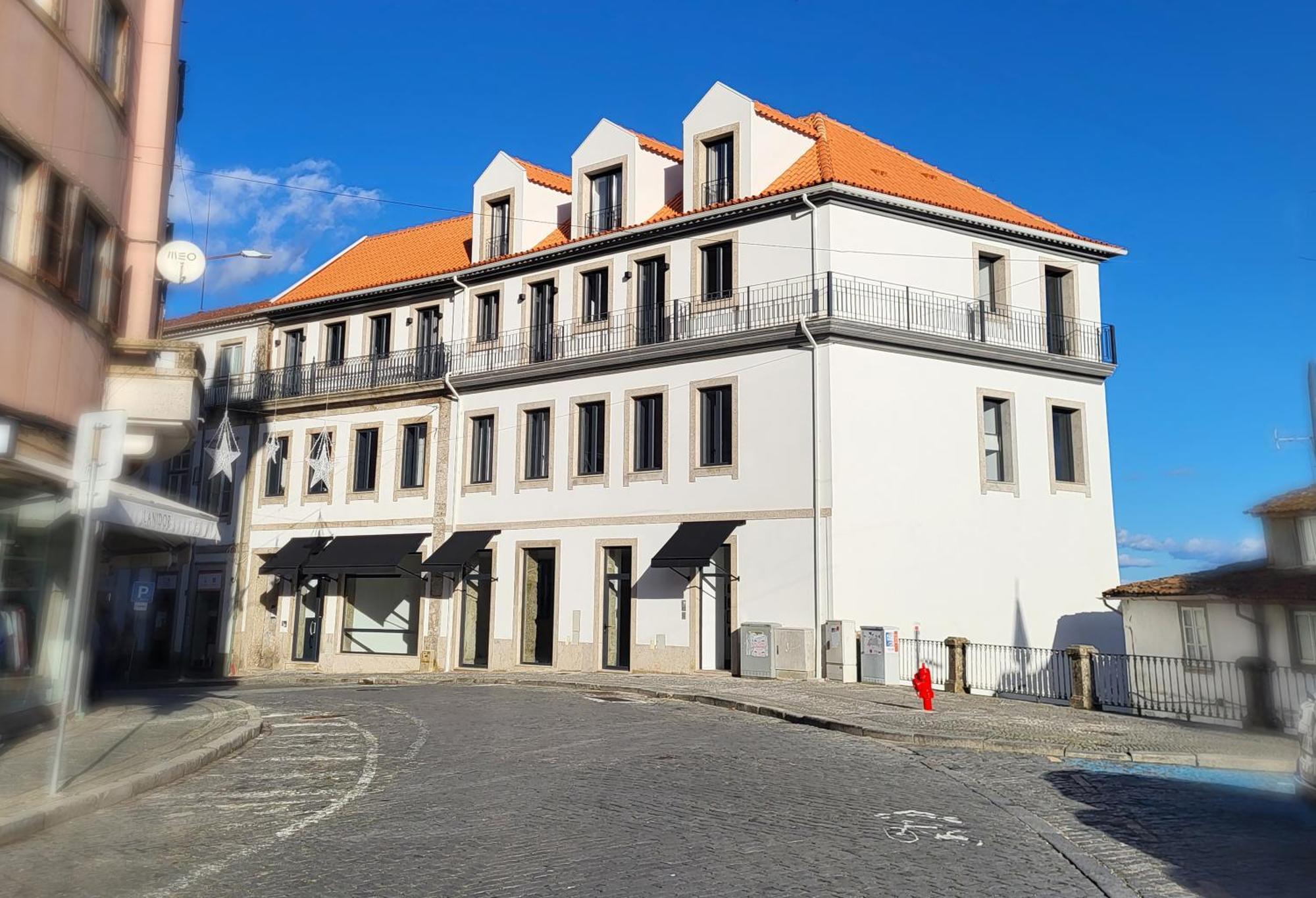 Apartamentos Do Mercado 科维良 外观 照片